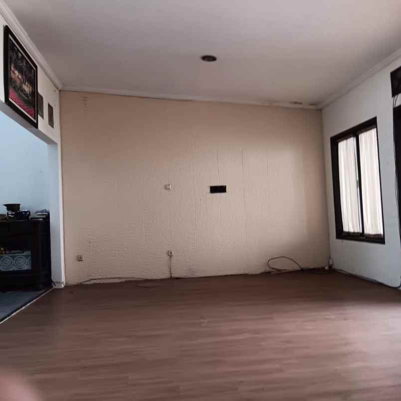 dijual rumah taman persada jatibening