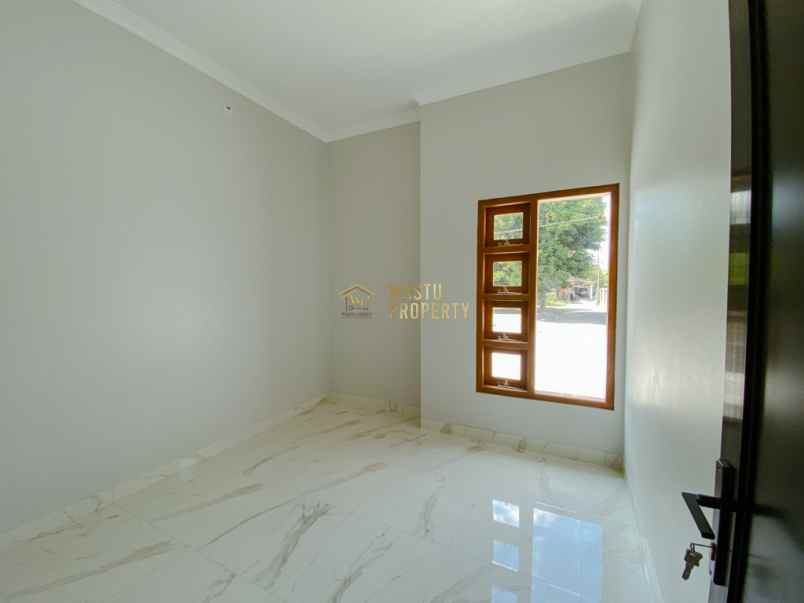 dijual rumah tamanmartani kalasan