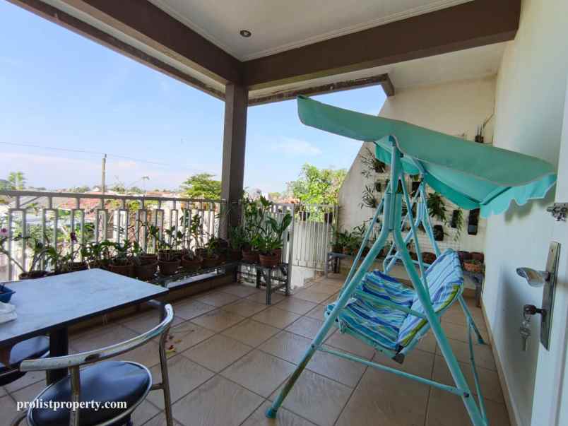 dijual rumah tambaksogra