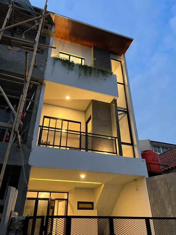 dijual rumah tebet timur dalam tebet timur