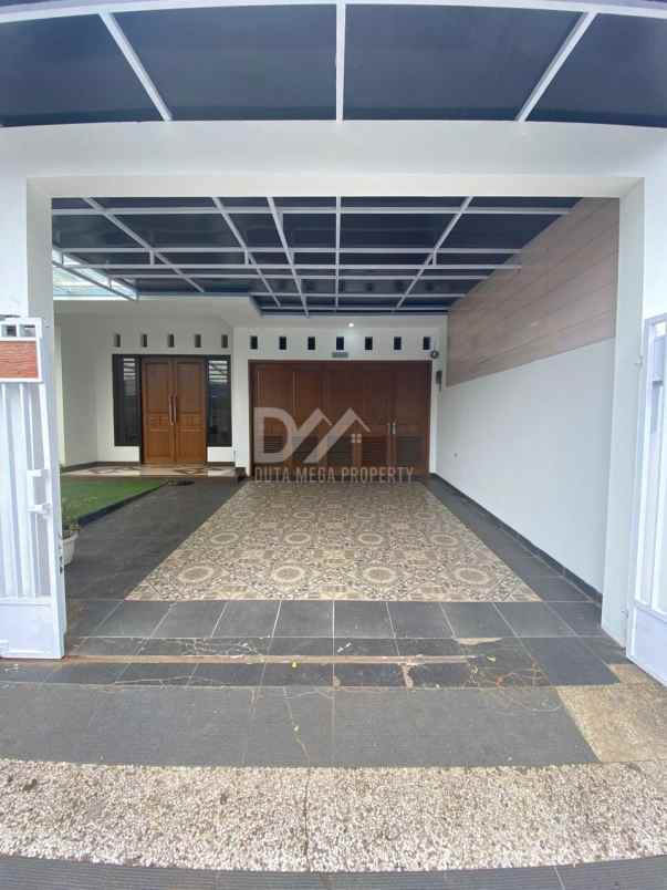 dijual rumah tempat usaha di nusa loka bsd city