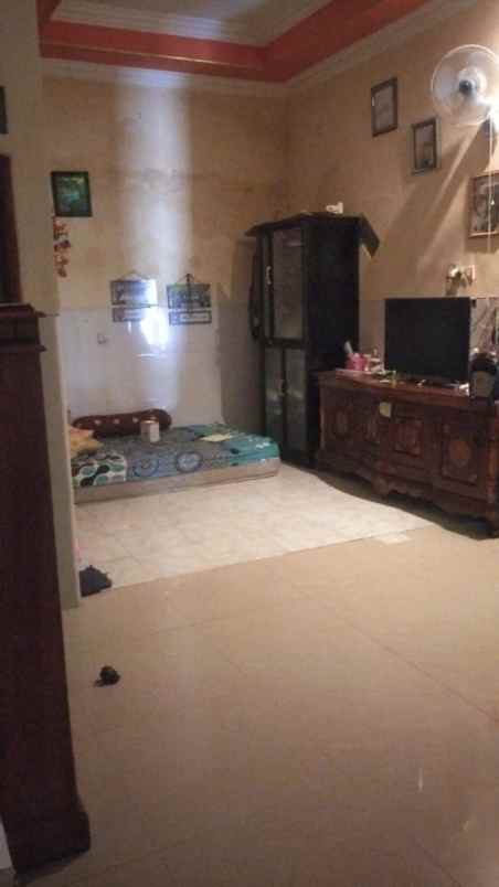 dijual rumah tepi jalan indragiri