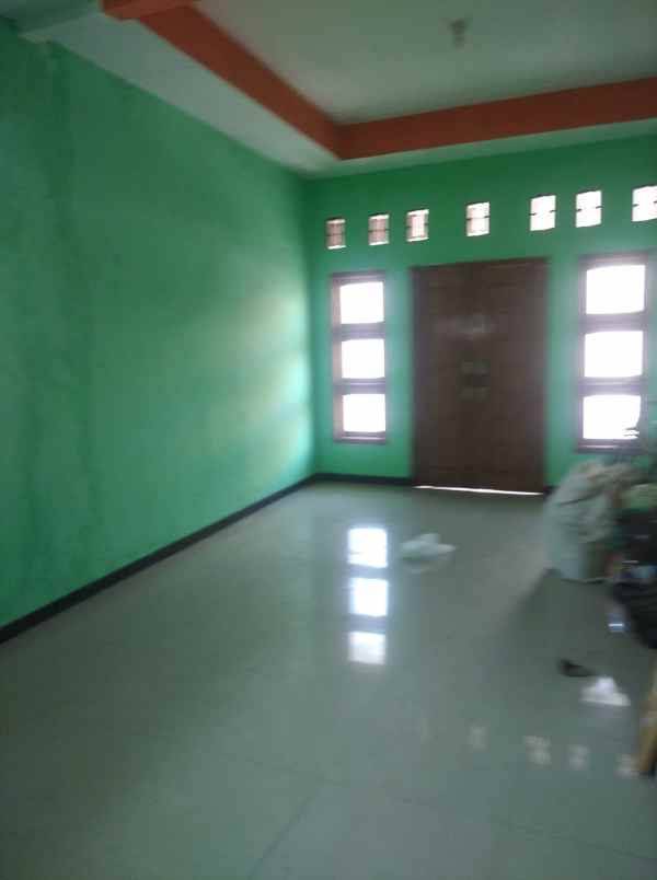 dijual rumah tepi jalan indragiri