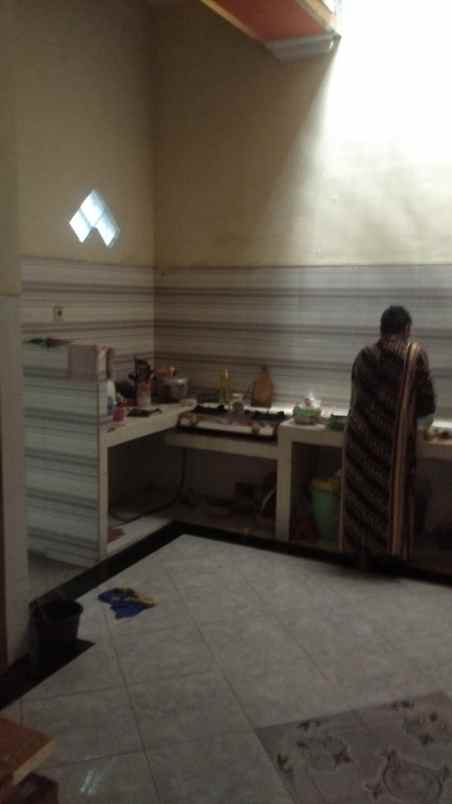 dijual rumah tepi jalan indragiri