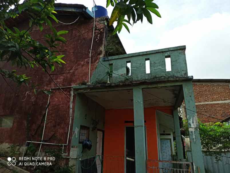 dijual rumah tinggal 2 lantai dengan view kota bandung