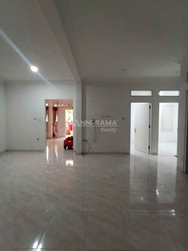 dijual rumah tirtajaya depok