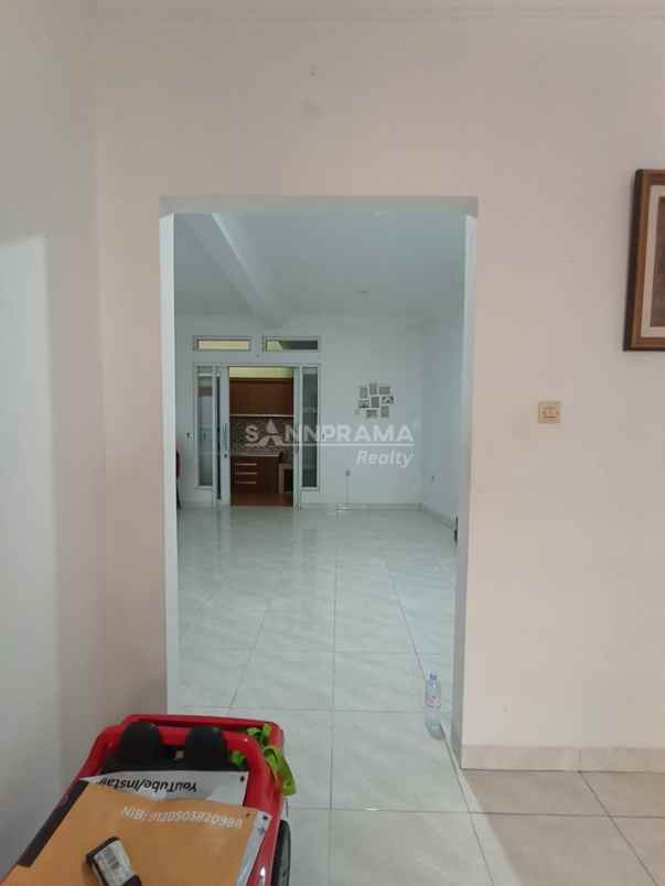 dijual rumah tirtajaya depok