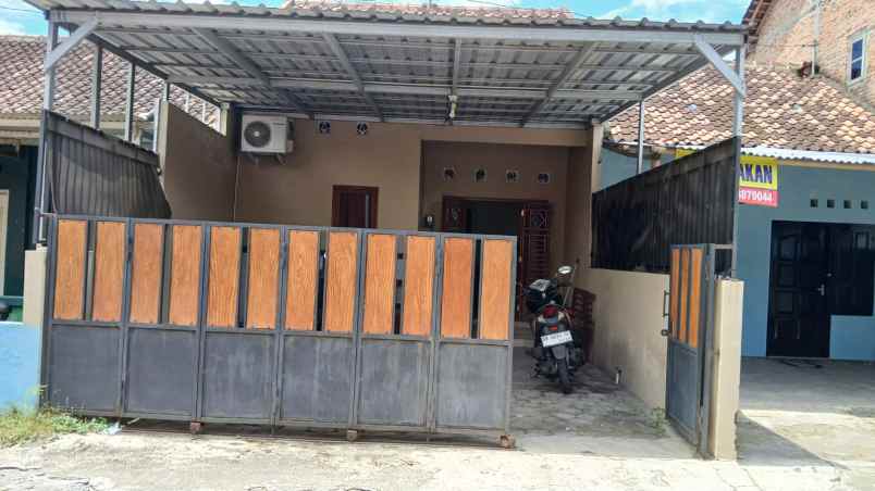 dijual rumah tirtonirmolo