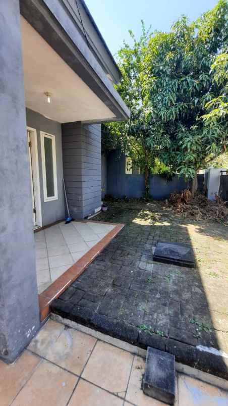 dijual rumah tropodo