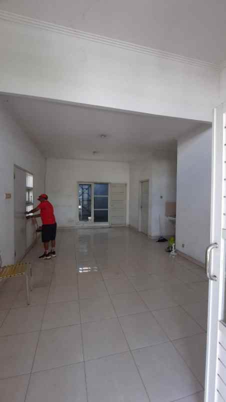 dijual rumah tropodo