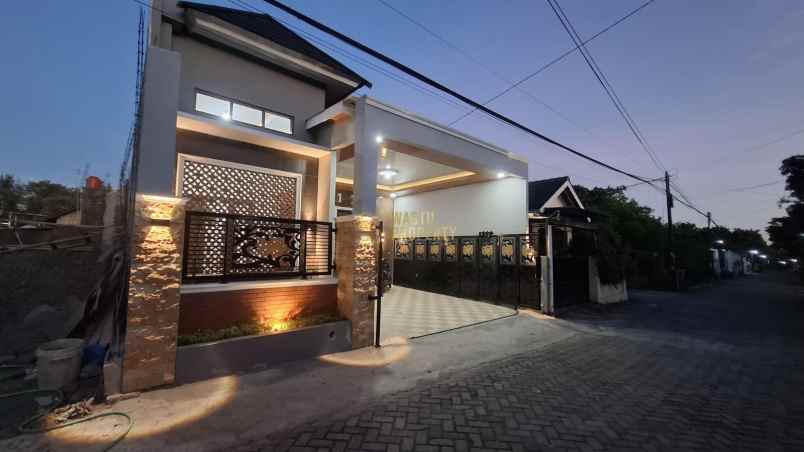 dijual rumah wedomartani ngemplak