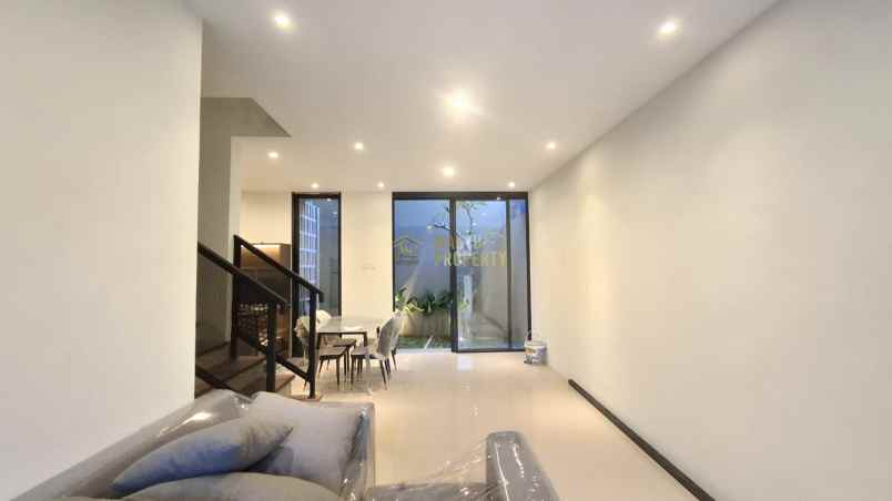 dijual rumah wedomartani ngemplak