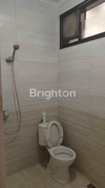 dijual rumah wisma kedung asem