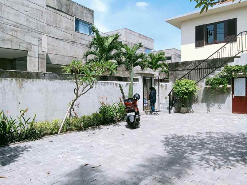 dijual villa pererenan kuta utara