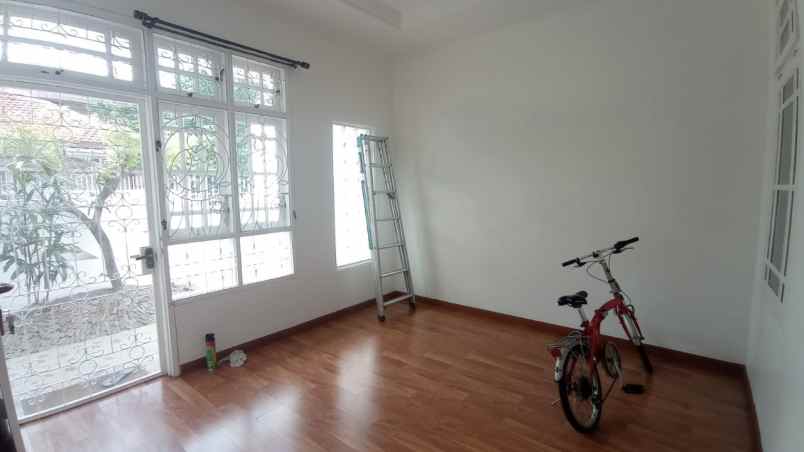 disewa rumah baru renovasi di rawamangun jakarta timur