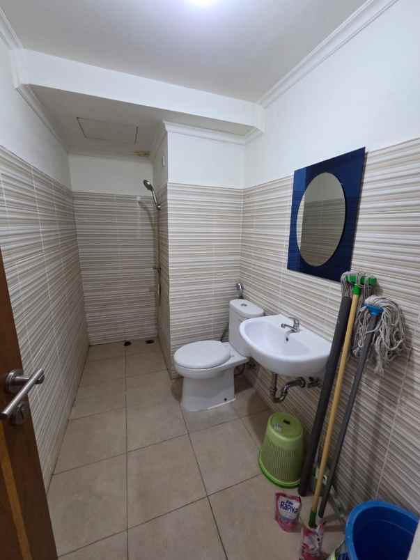 disewakan apartemen puncak bukit golf tower b lantai 2