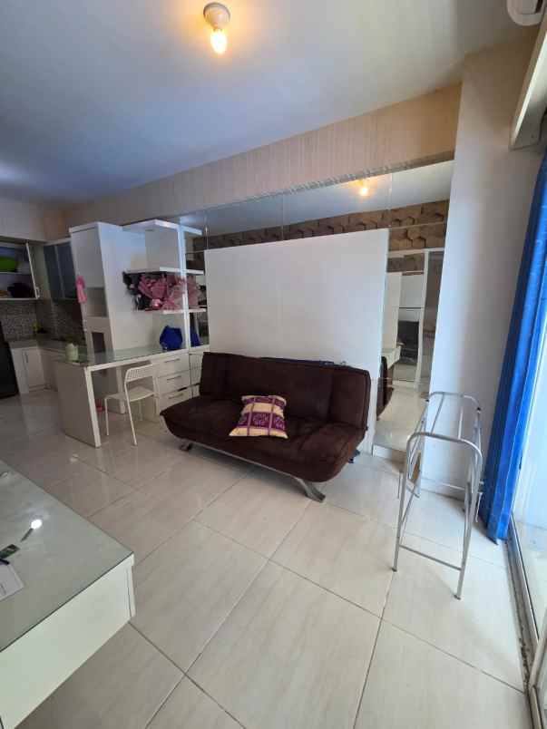 disewakan apartemen puncak bukit golf tower b lantai 2