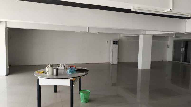 disewakan ruko gudang kantor genteng