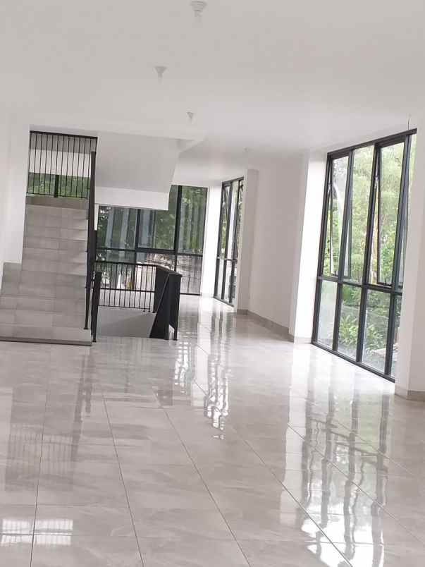 disewakan ruko gudang kantor grand city mall