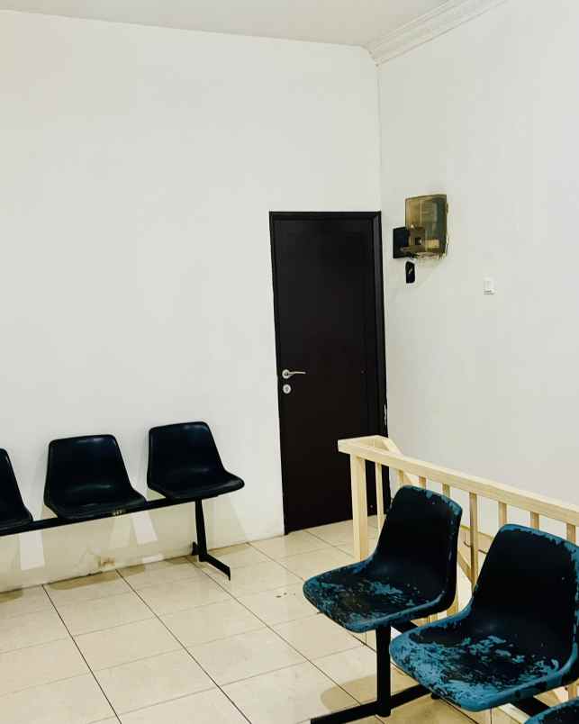 disewakan ruko gudang kantor grand wisata jl