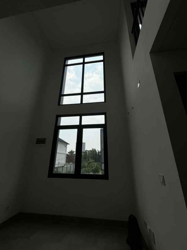 disewakan ruko gudang kantor latinos boutique soho bsd