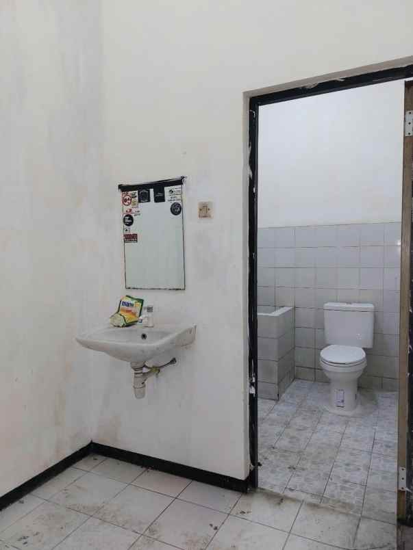 disewakan ruko gudang kantor raya ngagel wonokromo surabaya