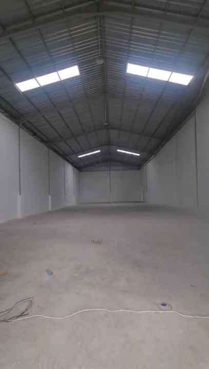 disewakan ruko gudang kantor romokalisari