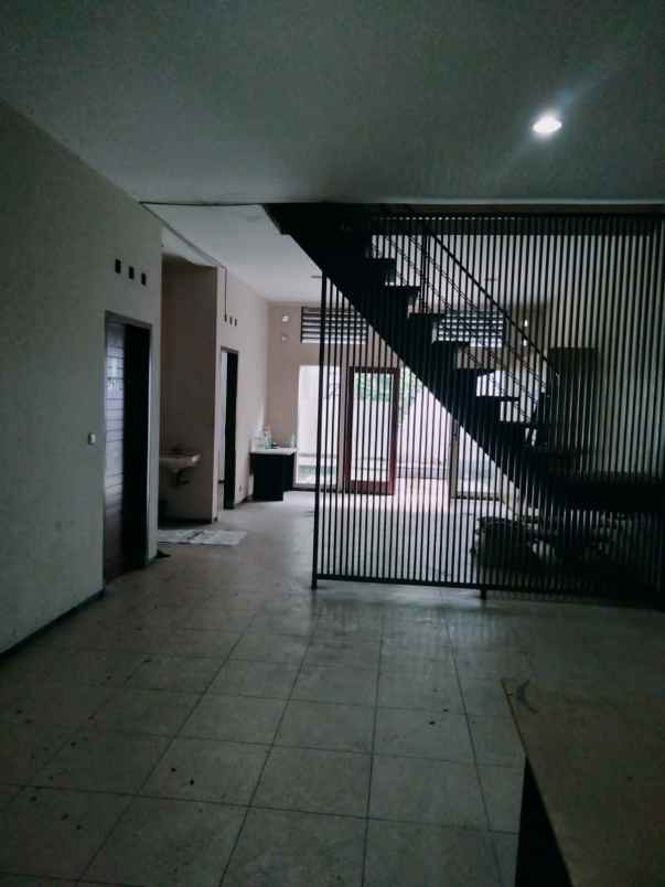 disewakan rumah burangrang