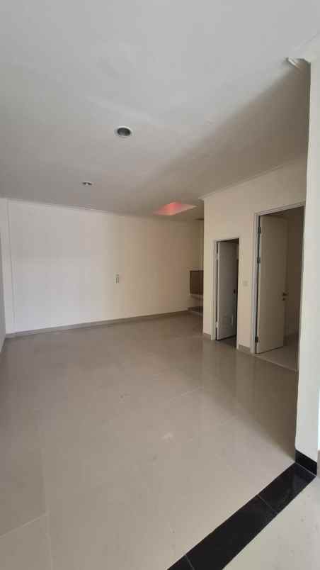 disewakan rumah cluster thames jakarta