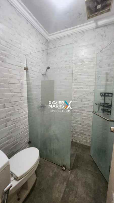 disewakan rumah di dharmahusada siap huni terawat