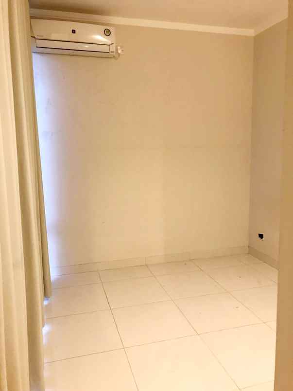 disewakan rumah discovery bintaro sektor 9