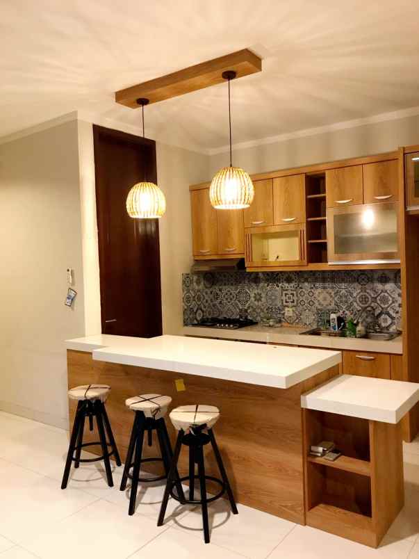 disewakan rumah discovery bintaro sektor 9