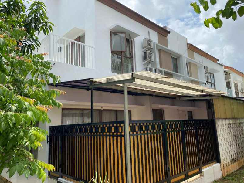 disewakan rumah jakarta garden city