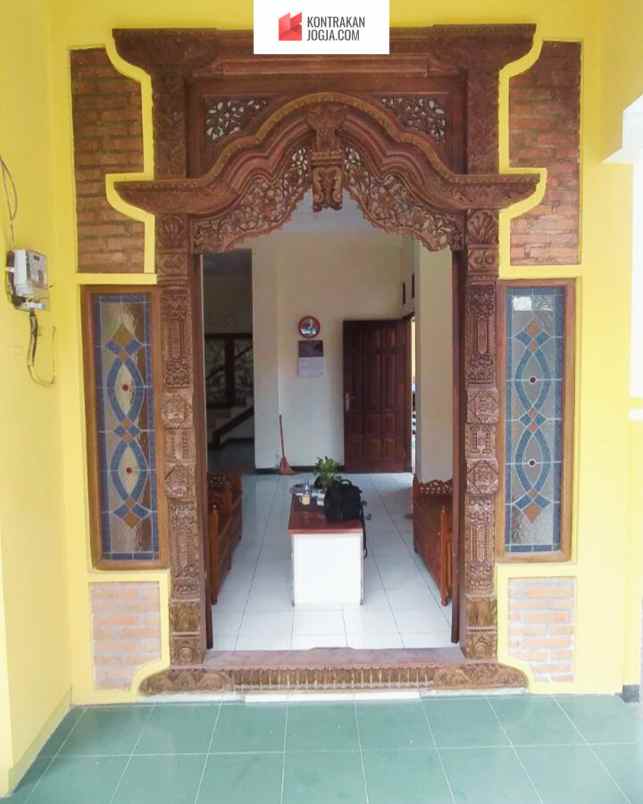 disewakan rumah jl parangtritis sewon