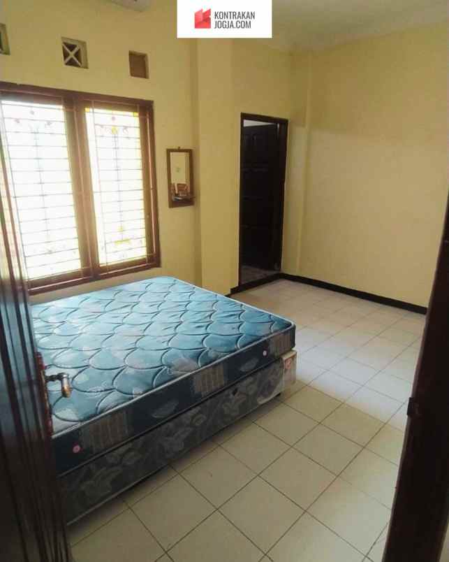 disewakan rumah jl parangtritis sewon