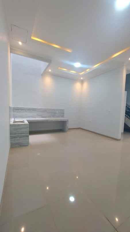 disewakan rumah kelapa puan kelapa gading