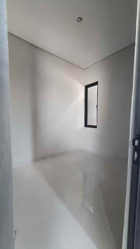 disewakan rumah mutiara gading city