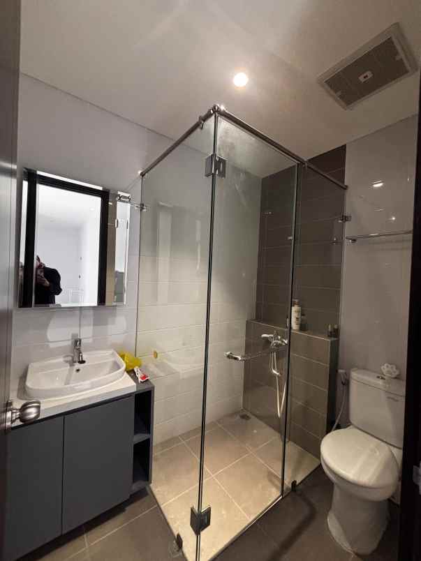 disewakan rumah suvarna sutera tangerang