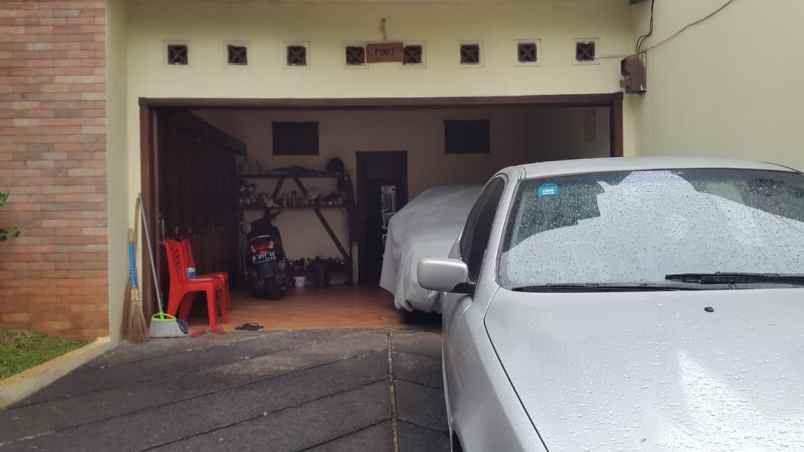 disewakan rumah taman modern