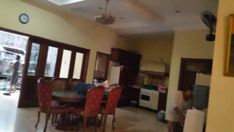 disewakan rumah taman modern