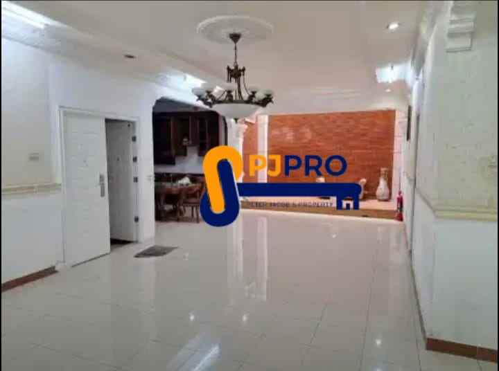 disewakan rumah tanjung barat