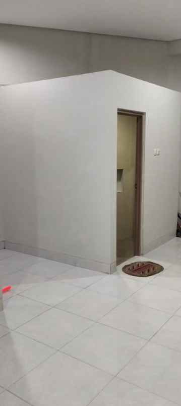 disewakan segera rumah bu strategis di cilandak