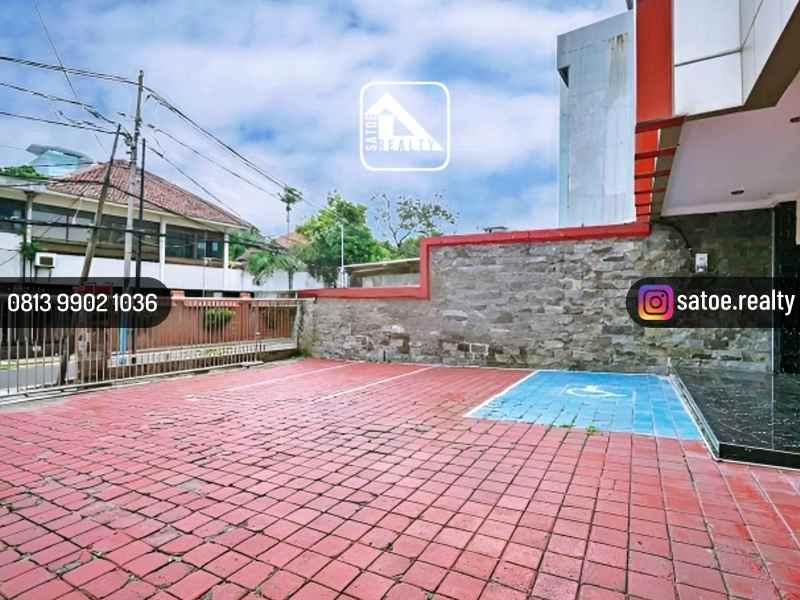 gedung kantor 5 lantai di cikini menteng jakarta pusat