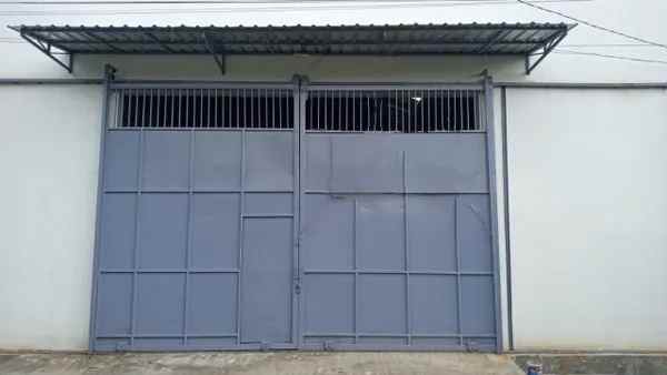 gudang 18x28 bebas banjir area kenjeran surabaya timur