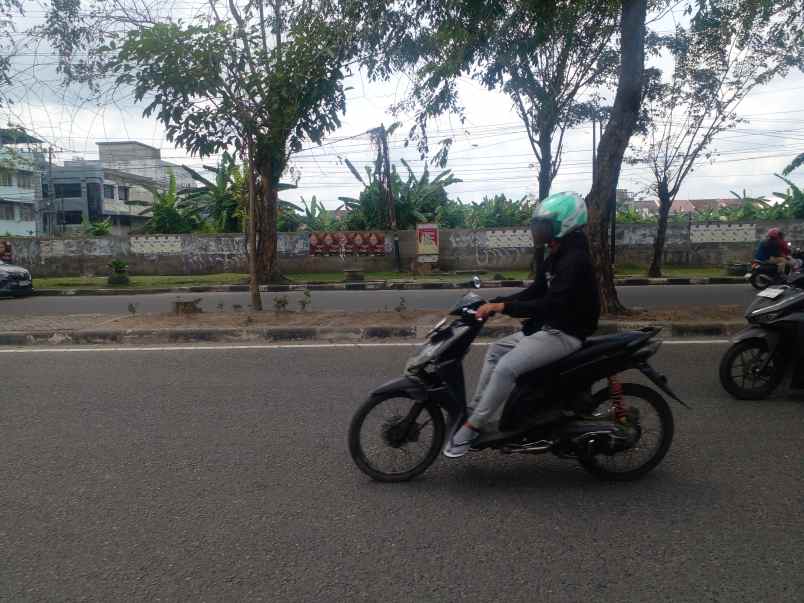 jalan gatot subroto medan