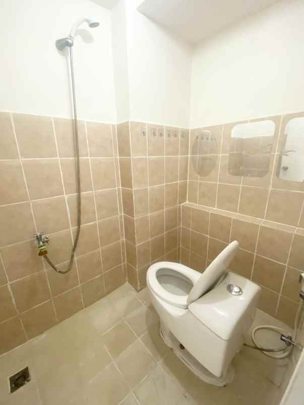 jual apartemen studio green bay pluit