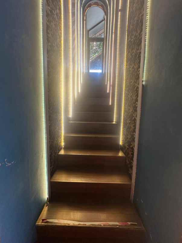 jual ruko furnished citra 8 jak bar