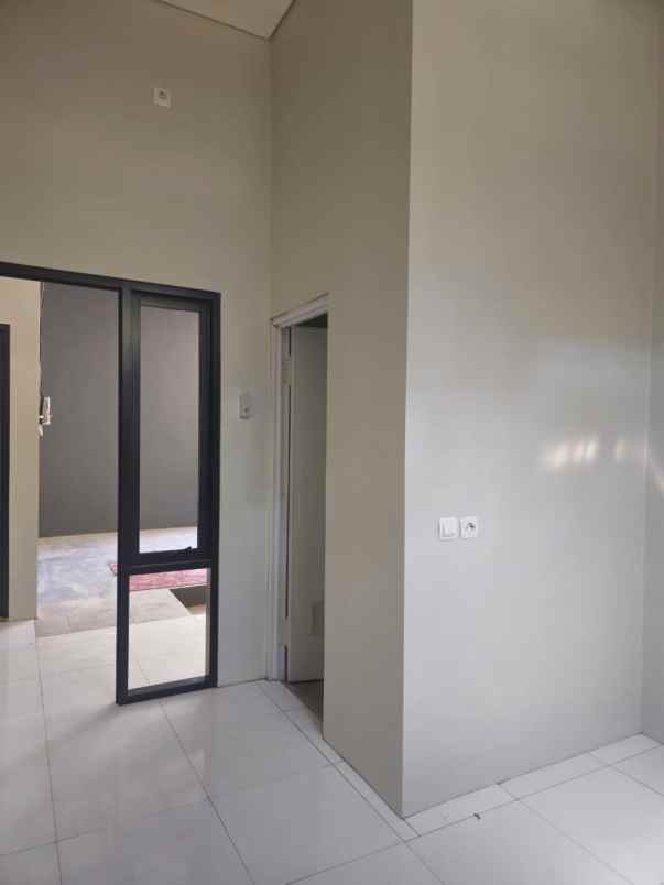 kost ciamik shm ready 3 menit kampus unnes
