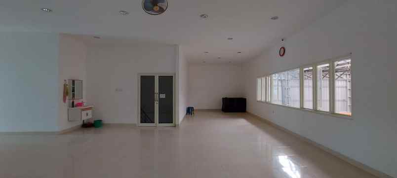 raya pogot nol jalan gudang kantor row jalan 8m