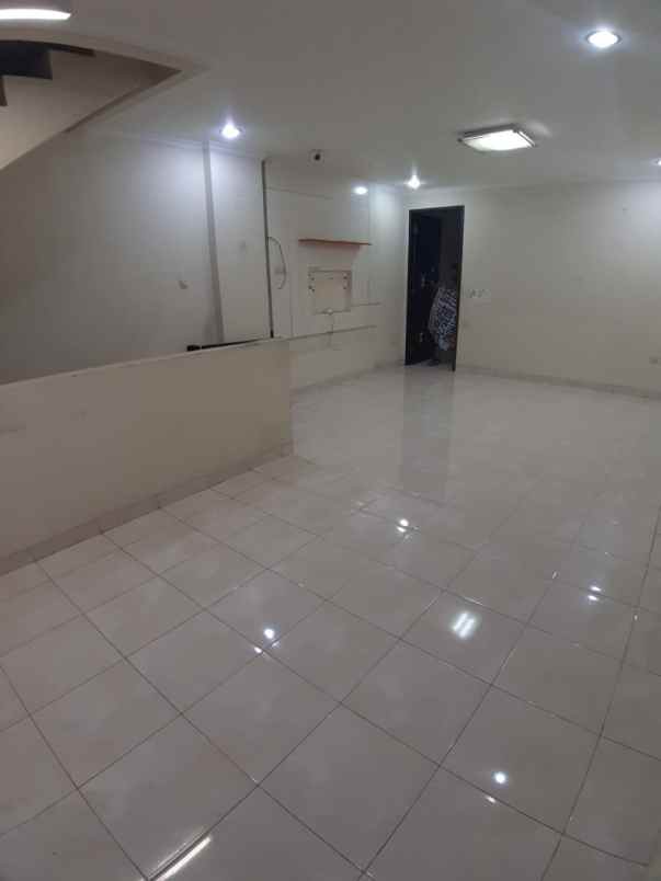 ruko gudang kantor boulevard raya